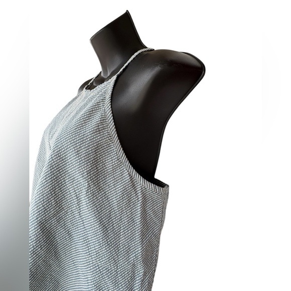 Girl Krazy women’s white and blue straips halter top 100 % cotton sz M preloved - Picture 3 of 9